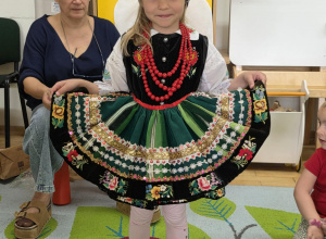 Stroje ludowe