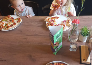 Wyjście do pizzeri