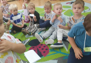 maluszki szukają swojej wizytówki