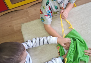 Zagadki w worku u Pszczółek.