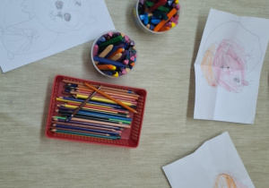 Leśne wiewiórki Żabek.