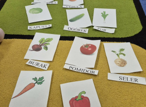 Witaminki hop do brzuszka...i marchewka i pietruszka.