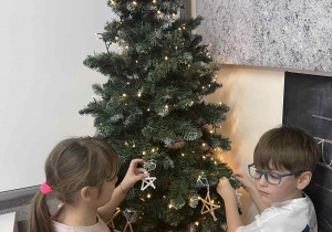 Ubieramy choinkę