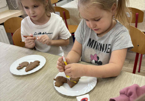 Ozdabiamy pierniczki