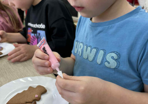 Ozdabiamy pierniczki