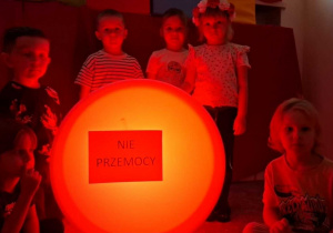 Kampania przeciw przemocy