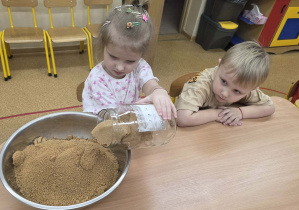 Piernikowe coke popsy.