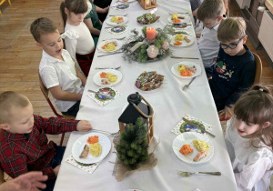 Uroczysty wigilijny obiad