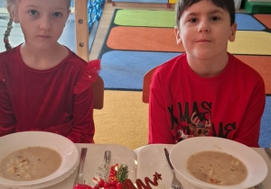 Przy świątecznym stole.