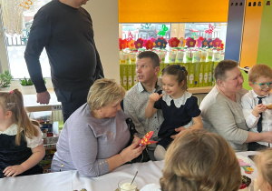 Dzień Babci i Dziadka w grupie Pszczółki