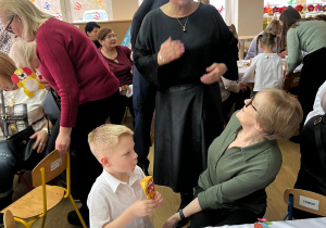 Dzień Babci i Dziadka w grupie Pszczółki