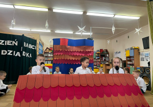 Dzień Babci i Dziadka w grupie Pszczółki