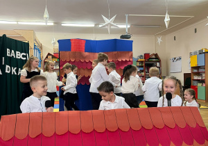 Dzień Babci i Dziadka w grupie Pszczółki