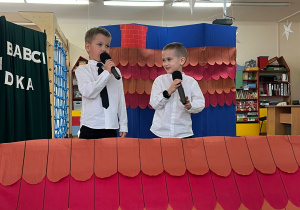 Dzień Babci i Dziadka w grupie Pszczółki