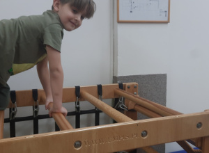 Zabawy usprawniające funkcje wzrokowe.