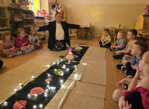"Wielka lekcja o powstaniu świata" wg pedagogiki M. Montessori