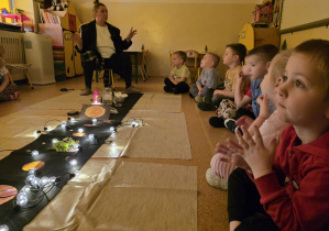 Wielka lekcja o powstaniu świata.