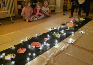 Wielka lekcja o powstaniu świata.