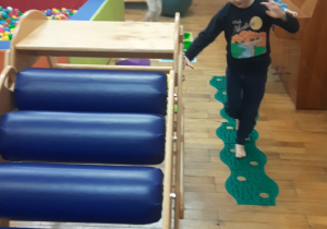 Ćwiczenia z integracji sensorycznej