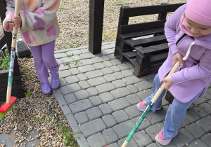 Porządki w ogródku.