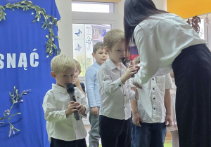Występy dzieci.