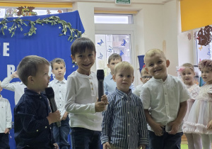 Występy dzieci.